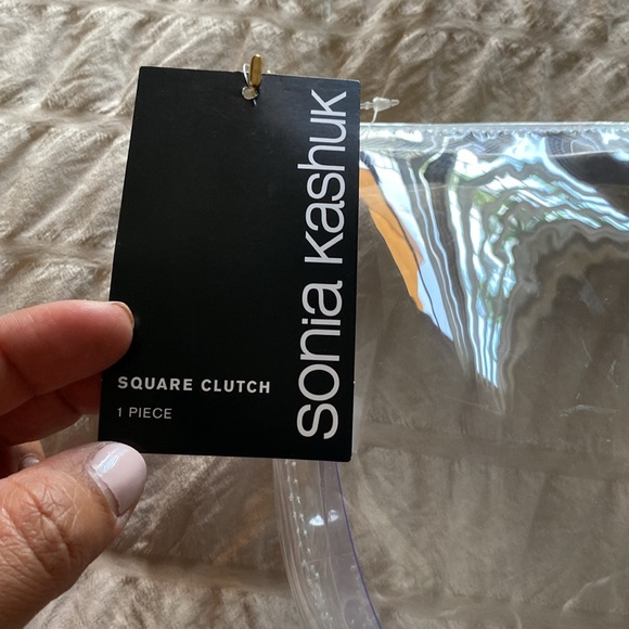 Goodie bag!! - Picture 6 of 7